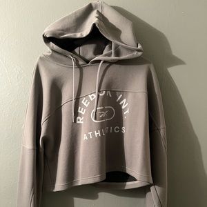 Reebok Cropped Sweater